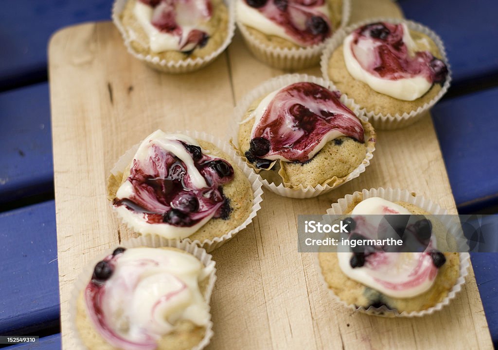 muffins sur la table - Photo de Aliment libre de droits