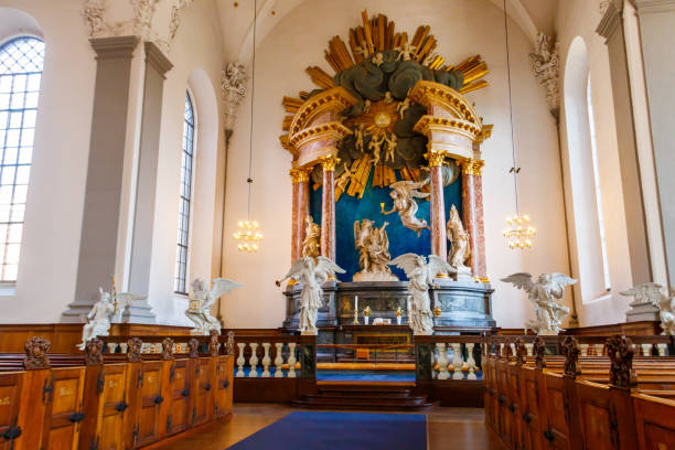 interior of church of our saviour in copenhagen, denmark - denmark indoors church angel imagens e fotografias de stock