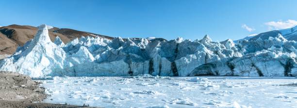 istock Ancient glaciers, crystal clear icebergs, geological structures, China's Tibet region 1525778629