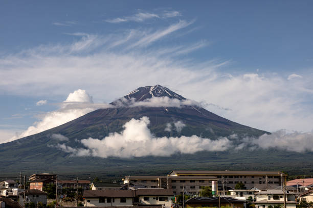 istock The Summer Mt. Fuji 1525779672