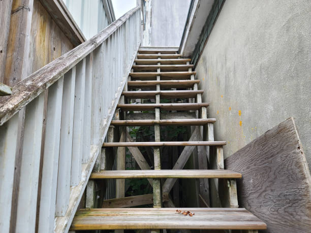 istock Wooden Staircase 1525949358