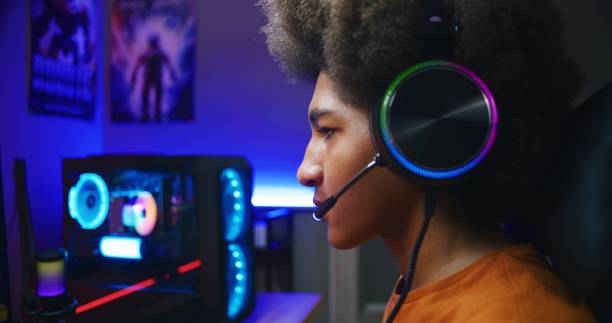 istock Happy gamer wins a round in multiplayer game 1526119294