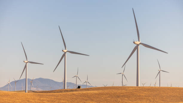 istock Wind Turbines in Solano County 1526181211
