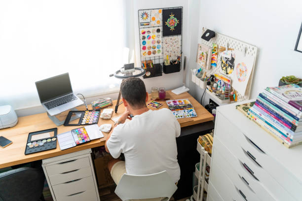 istock Colorful Expressions: LGBTQ+ Illustrator Communicating Emotions through Art 1527470224