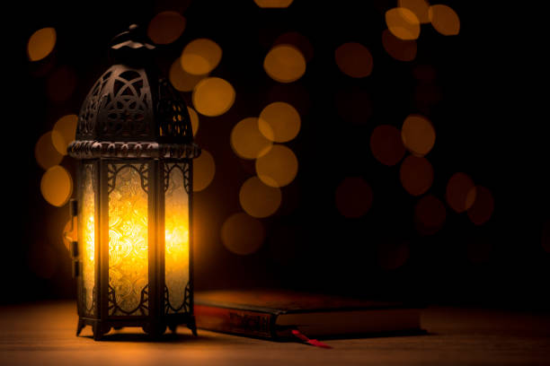 istock Eid mubarak, Beautiful arabic lamp 1527824722
