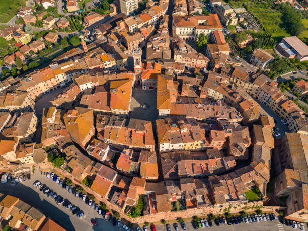 istock Foiano della Chiana, Tuscany from drone 1528006366
