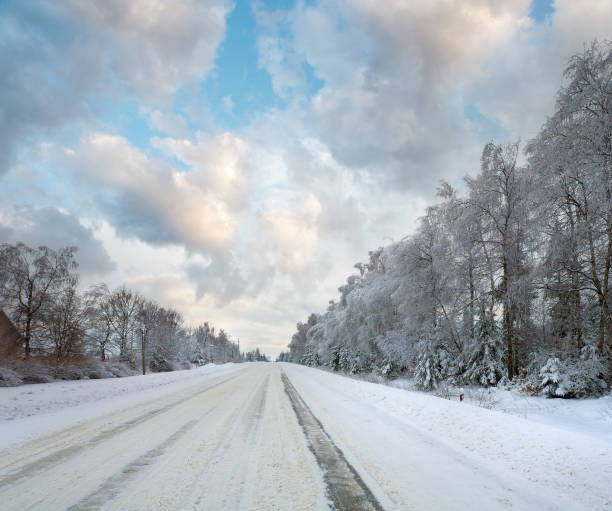 istock winter country road 1528634696