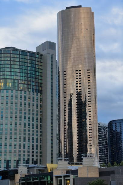 ヤラ川の向こう側から見たサウスバンク郊外の高層ビル。メルボルン-オーストラリア-745 - melbourne casino australia city ストックフォトと画像