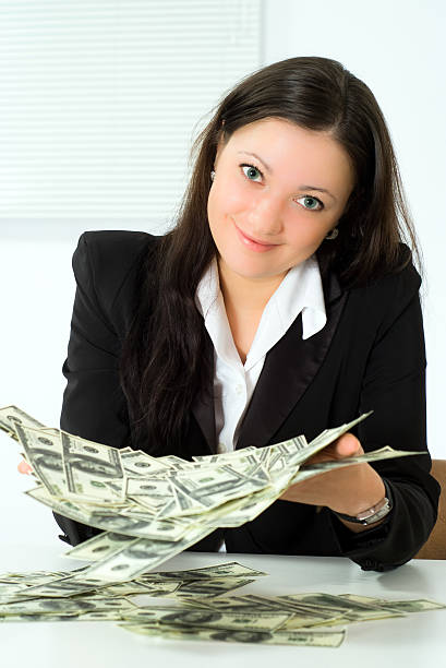 istock nice girl and money 152943184