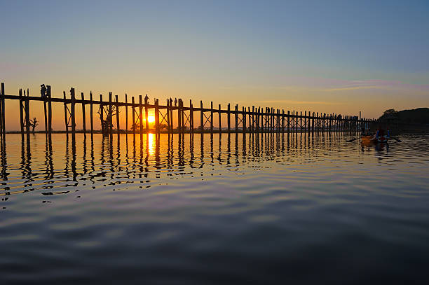 istock U Bein bridge, Mandalay, Myanmar 152943771