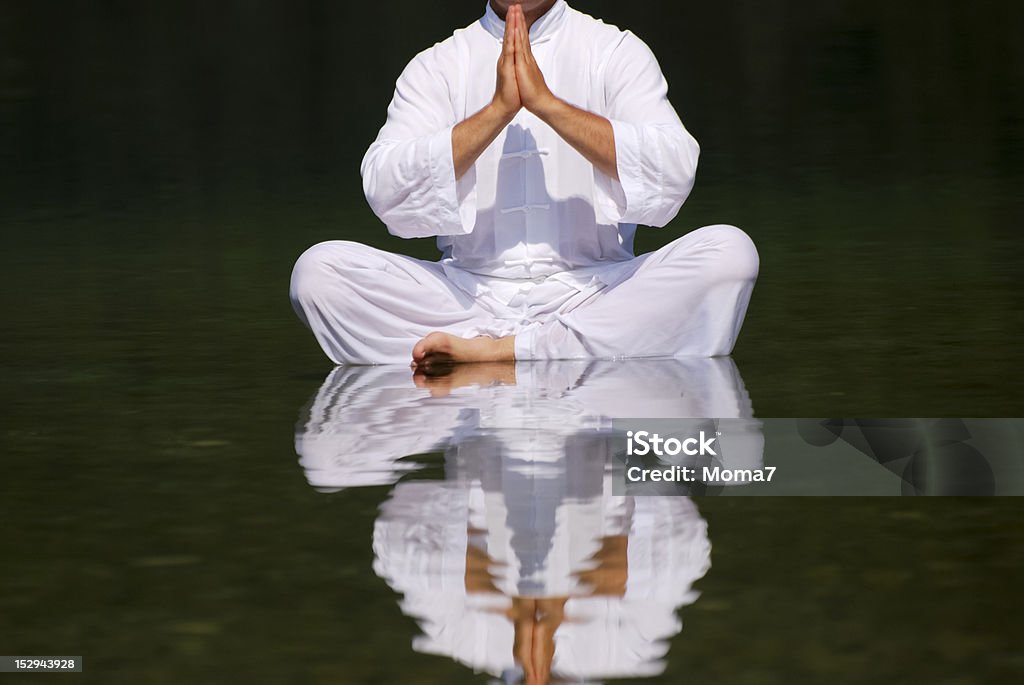 Posición de Yoga - Foto de stock de Actividades y técnicas de relajación libre de derechos