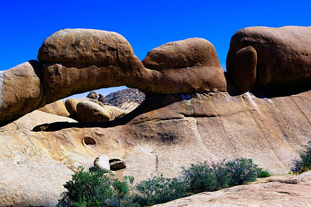 istock Stone arch near Spitzkoppe, Republic of Namibia 152945104