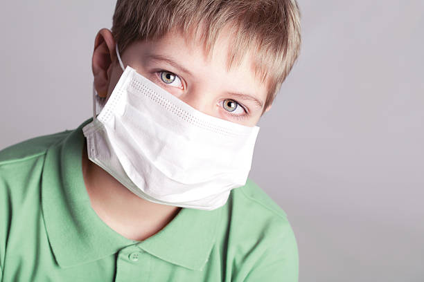istock Little boy in respirator mask 152946195