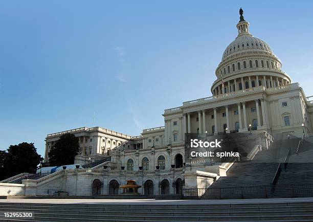 Capitol Building A Washington Dc - Fotografie stock e altre immagini di Architettura - Architettura, Bianco, Capitali internazionali