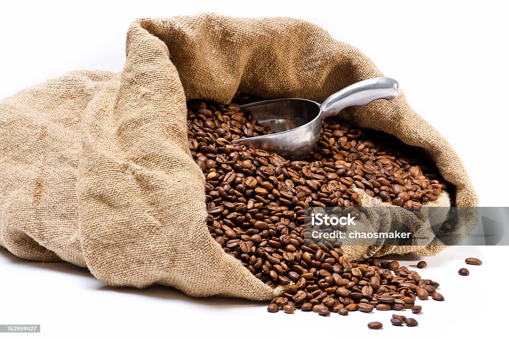 Toile de jute de grains de café avec une encolure dégagée en métal - Photo de Aliment rôti libre de droits