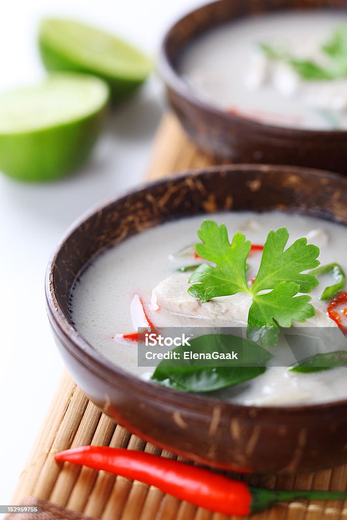 Poulet thaïlandais et du lait de coco soup- Tom Ka Gai - Photo de Soupe libre de droits