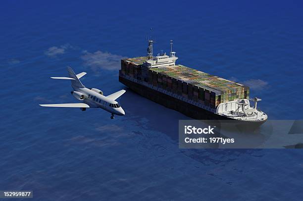 Cargo Schiff Stockfoto und mehr Bilder von Behälter - Behälter, Beladen, Container