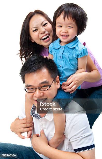 Foto de Família Asiática e mais fotos de stock de Asiático e indiano - Asiático e indiano, Família, Família Jovem