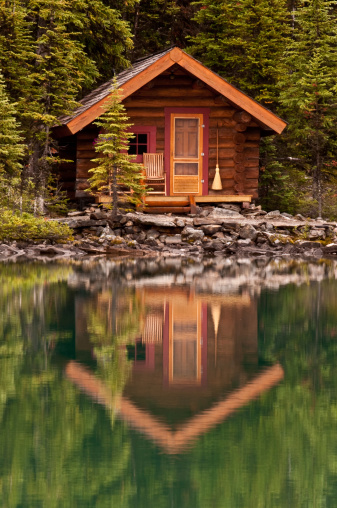Cabin along the edge of Lake O'hara in Yoho National Park, British Columbia, Canada