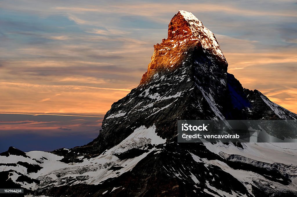 Matterhorn-Alpes suíços - Foto de stock de Matterhorn royalty-free