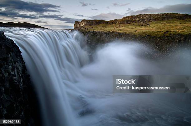 Dettifoss Suave Cascada En Islandia Exposición Larga Foto de stock y más banco de imágenes de Aire libre