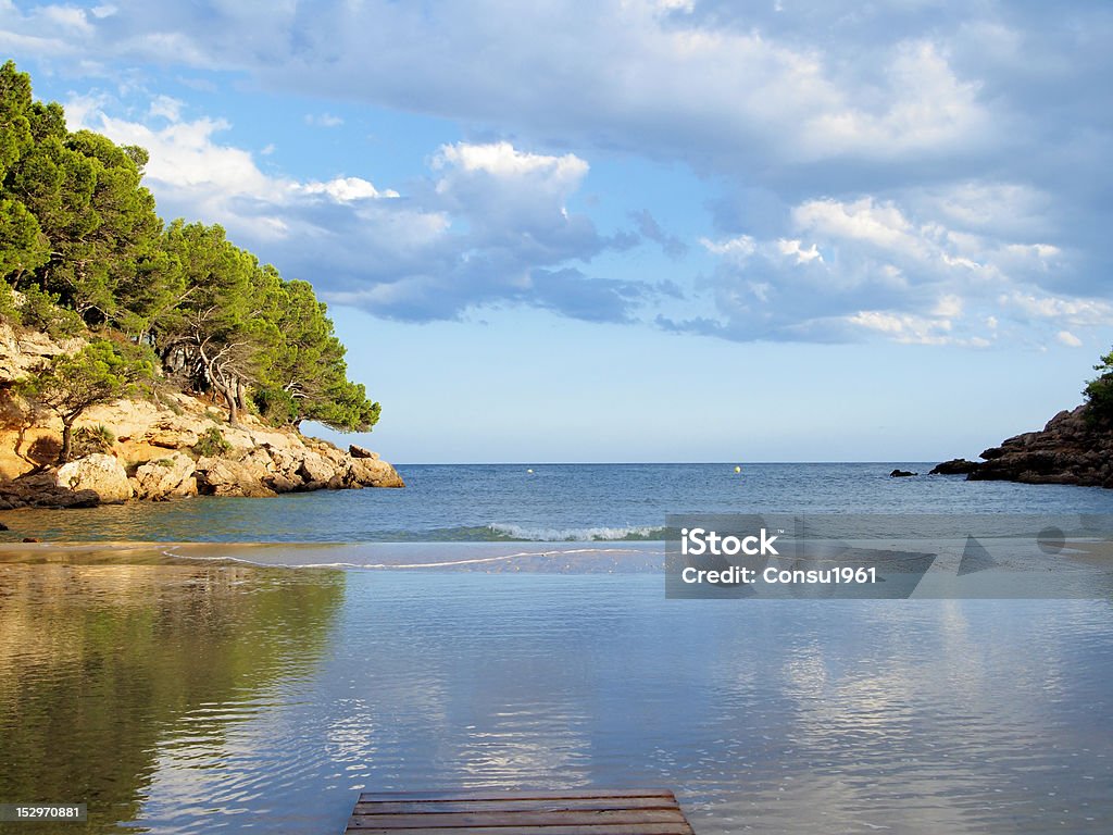 Pequeña cove - Foto de stock de Costa dorada libre de derechos