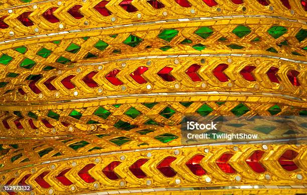 建築のタイの寺院の壁 - アジア大陸のストックフォトや画像を多数ご用意 - アジア大陸, カラフル, タイ文化