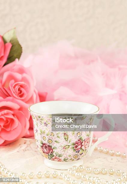 Чашка Чая — стоковые фотографии и другие картинки Женственность - Женственность, Розовый, Фотографирование