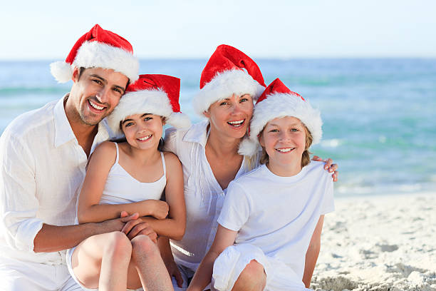 istock Family during Christmas day at the beach 152975357
