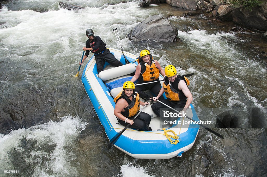 Rafting in Colorado - Foto stock royalty-free di Rafting sulle rapide