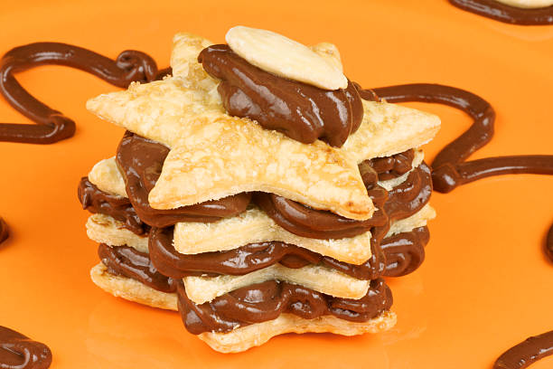 istock Chocolate cream and almond millefeuille 152977008