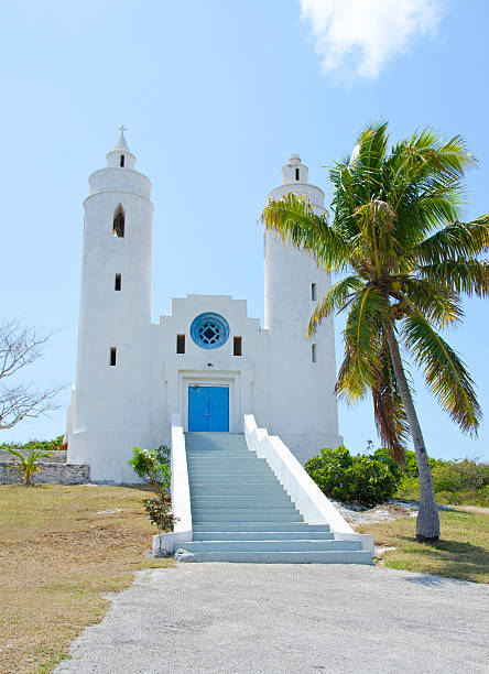 istock Gorgeous Bahamian Church 152978831