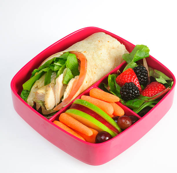 bento box zum mittagessen - bento box lunch healthy lifestyle stock-fotos und bilder