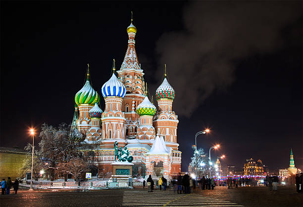 istock Winter view of Saint Basil's Cathedral at night 152978906