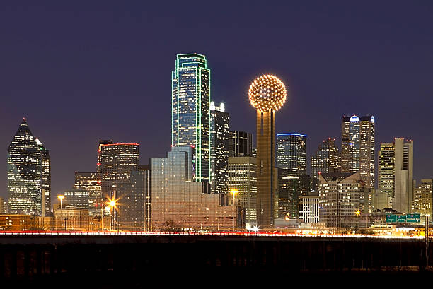 Dallas Texas Skyline Stock Photo - Download Image Now - Dallas - Texas,  Night, Urban Skyline - iStock
