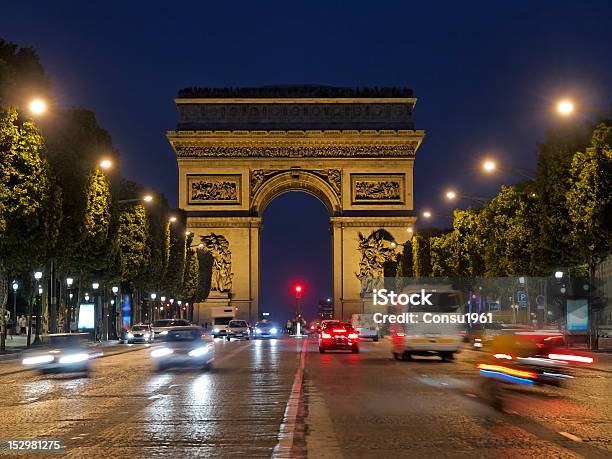 Arc De Triomphe Foto de stock y más banco de imágenes de Arco del Triunfo - París - Arco del Triunfo - París, Calle, Aire libre