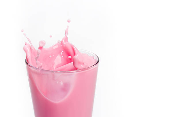 istock splashing strawberry milkshake 152983739