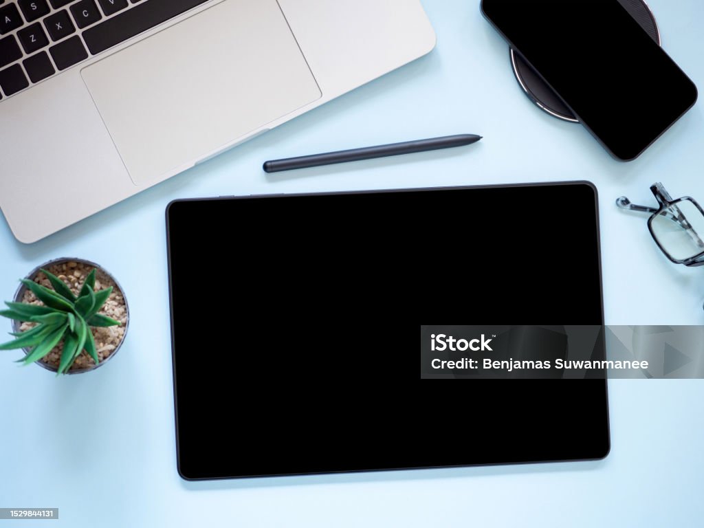 Flatlay Computer Top View Flat Lay Template Mockup Digital Tablet Pc Computer With Blank ...