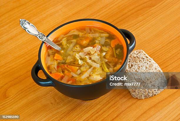 Sopa De Legumes - Fotografias de stock e mais imagens de Alimentação Saudável - Alimentação Saudável, Batatas Preparadas, Cebola