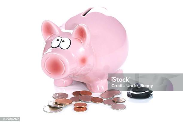Foto de Um Esvaziar Piggy Bank e mais fotos de stock de Adulto - Adulto, Barro, Branco