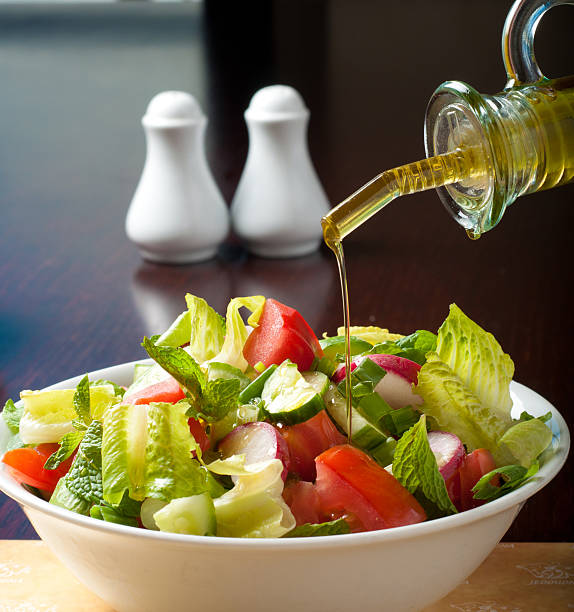 istock salad with olive oil 152987575