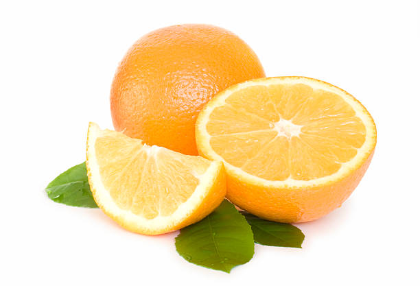istock Ripe orange half and slice with leaves 152990640