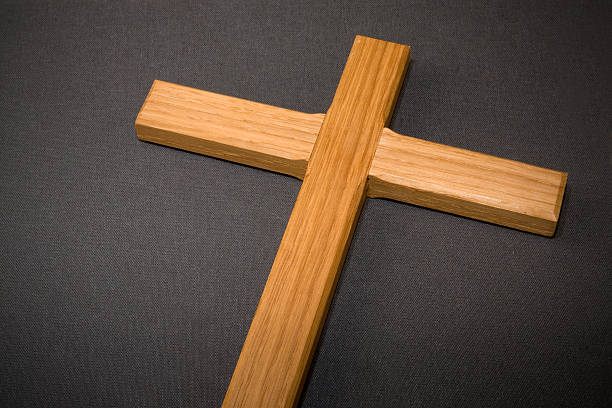istock Wooden cross 152997315