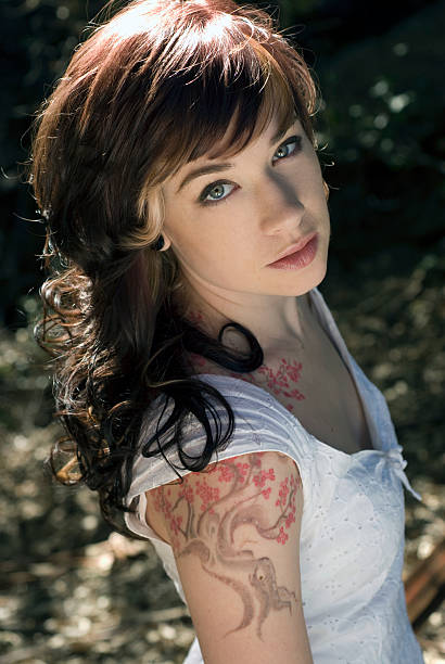 istock Beauty in a white dress 153004784