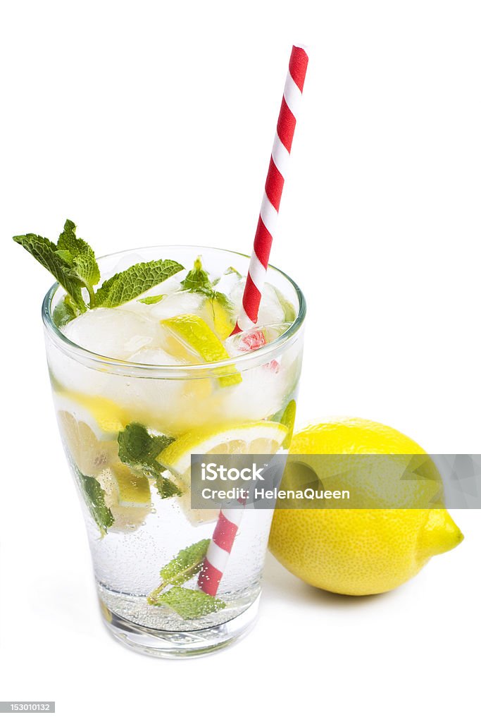 Limonata fredda fresca - Foto stock royalty-free di Acqua