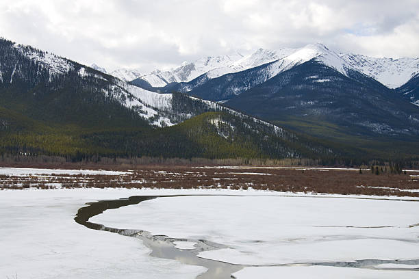 istock Vermilion Lake frozen over 153013867