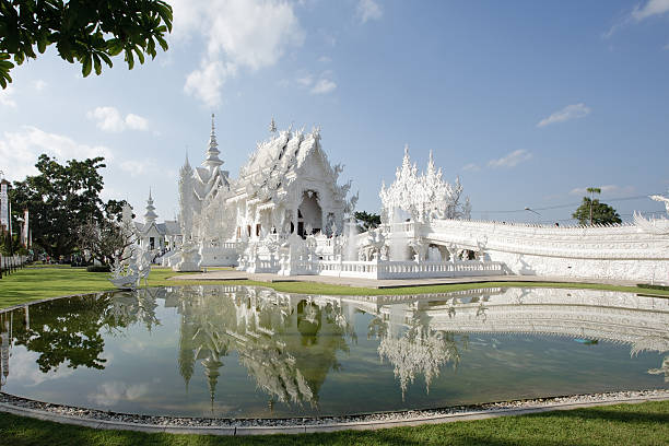 istock White Temple in Chiang Rai 153015644