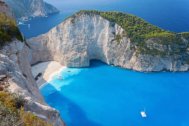 istock shipwreck on Zante coastline 153027618