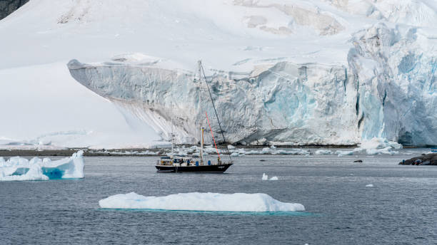 istock Sail boat in Antarctica waters. Antarctic Peninsula 1530467046