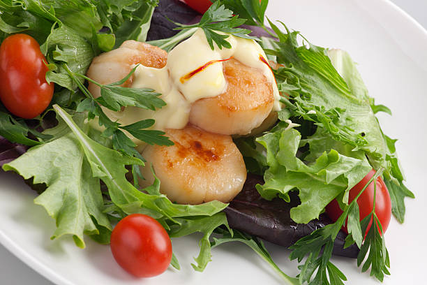 istock Scallop Salad With Saffron Dressing 153093236